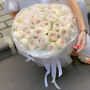 Букет 398 из пионовидных роз