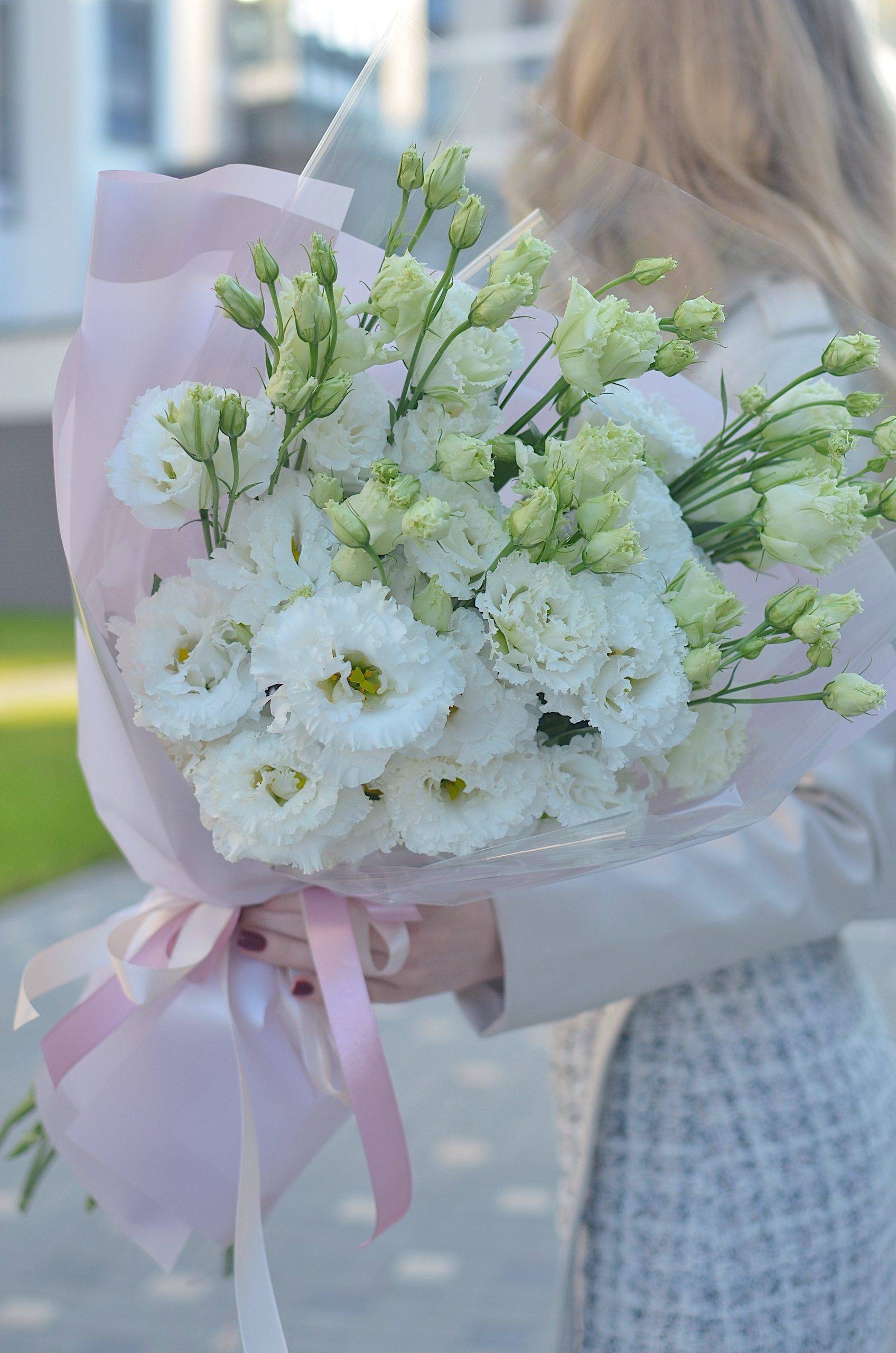 Букет 322 моно эустомы